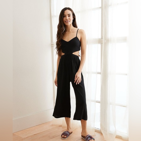 Aerie Wide Leg Cropped Cutout Jumpsuit Black Womens Size XL New With Tags - Picture 1 of 8